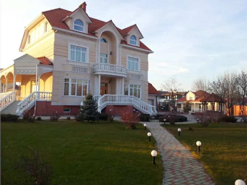 Продажа. Недвижимость за рубежом. Вилла на берегу моря в Одессе 4