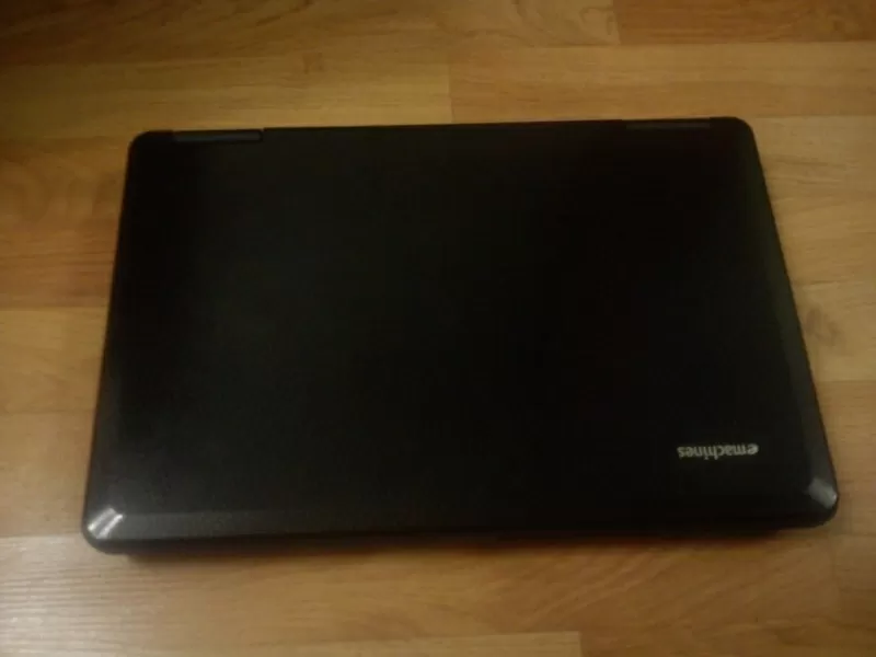 Продам ноутбук Acer eMachines E727