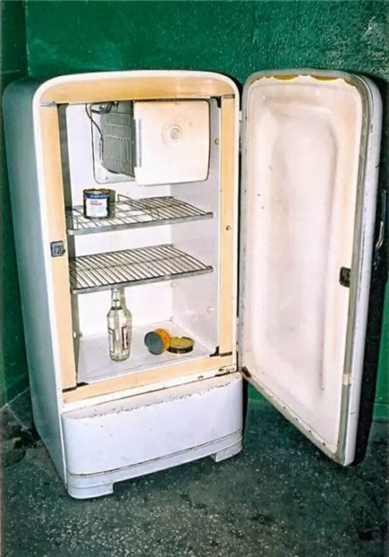 Вывозим,  утилизируем  старые холодильники на металлолом