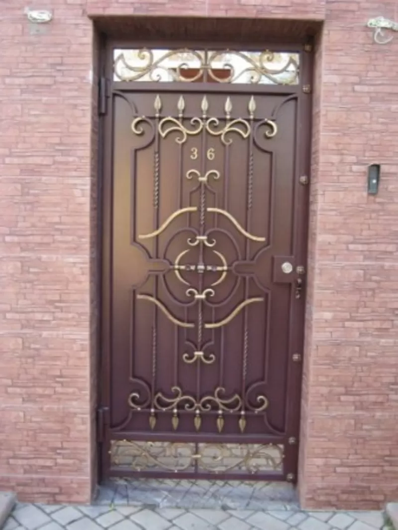 Кованые ворота,  двери,  решетки на окна 3